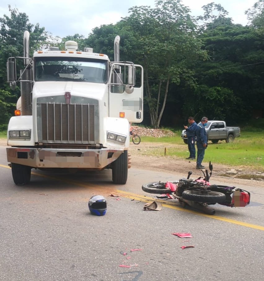 Dos Personas Heridas Tras Accidente De Tr Nsito En La V A Aguazul